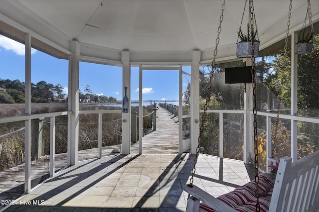 view of sunroom / solarium