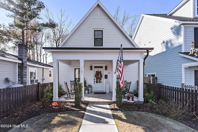 view of front facade featuring covered porch