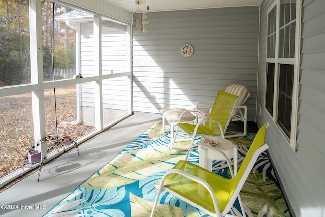 view of sunroom / solarium