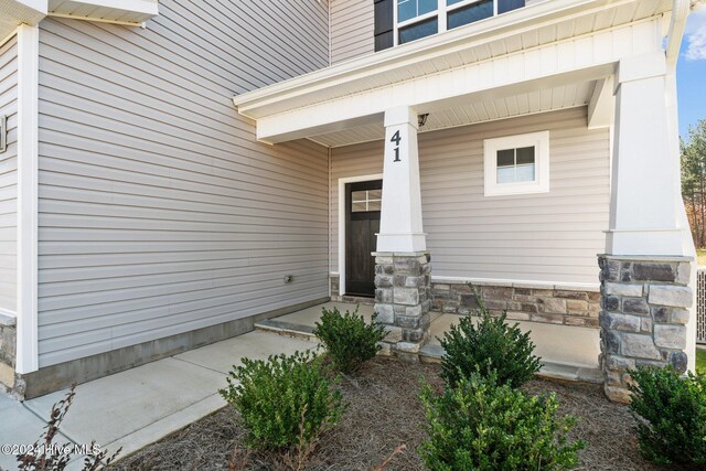 view of property entrance