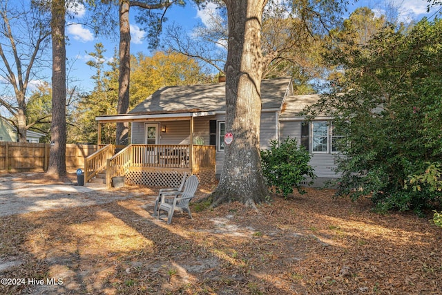 view of front of property