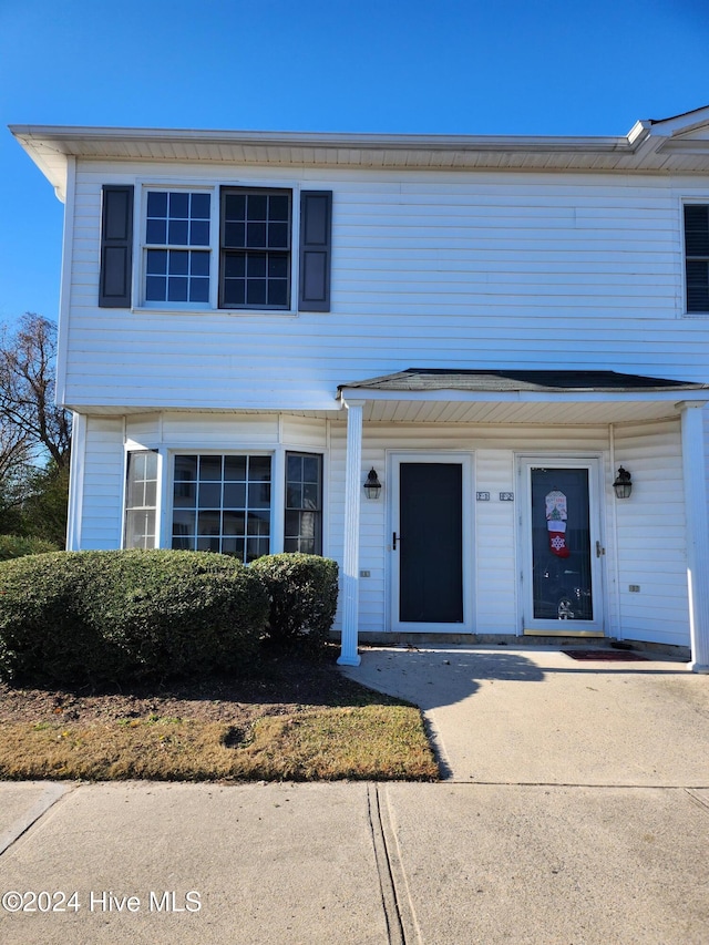 view of front of home