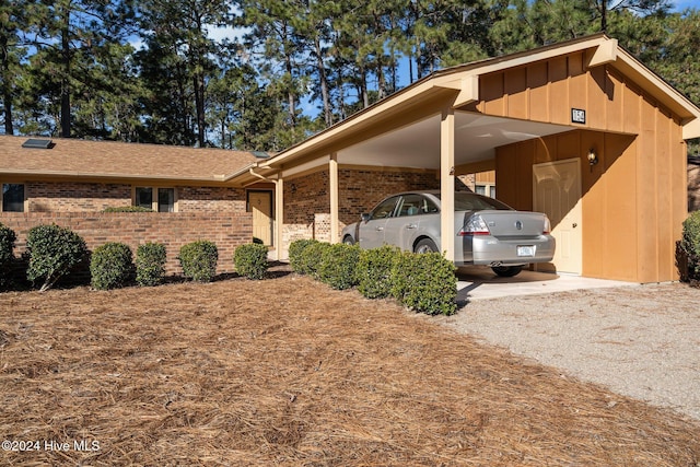 view of front of house with a carport