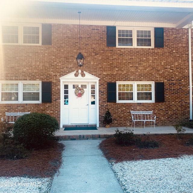 view of front of property