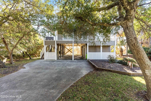 view of front of house featuring a carport