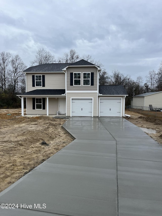 view of front property featuring a garage