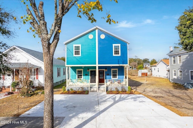 view of front of house with covered porch