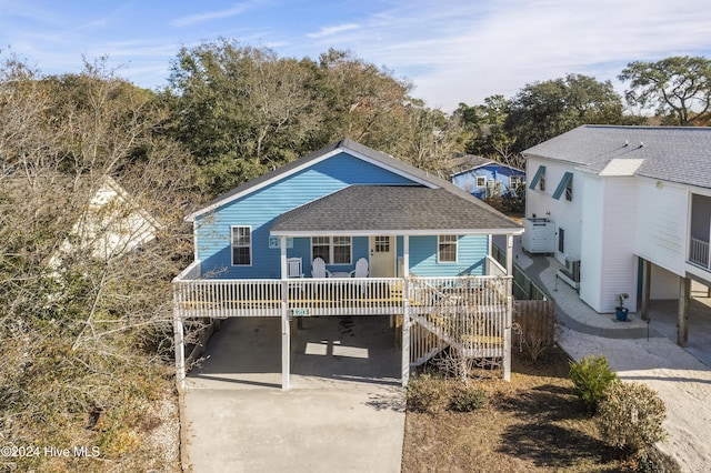 view of front of house with a porch