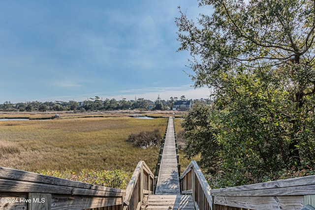 view of yard with a rural view