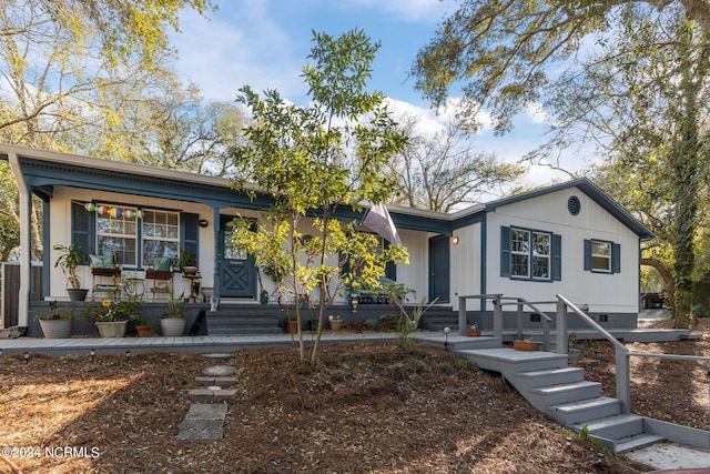 view of front facade featuring covered porch