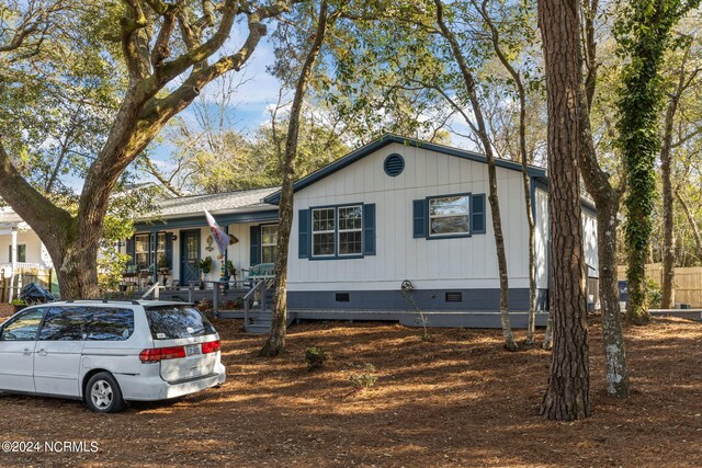 view of front of house featuring a porch