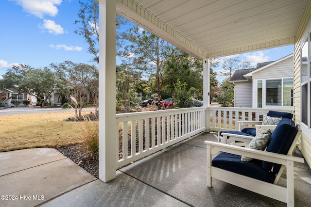 view of patio / terrace with covered porch