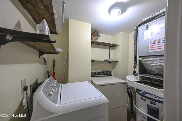 laundry room featuring washer and dryer