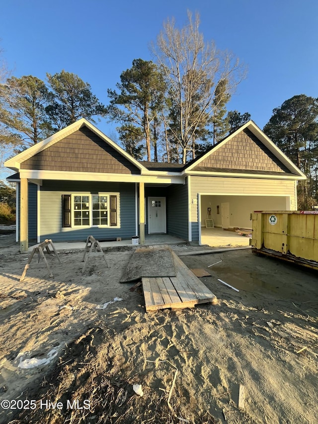 view of front of home featuring a garage