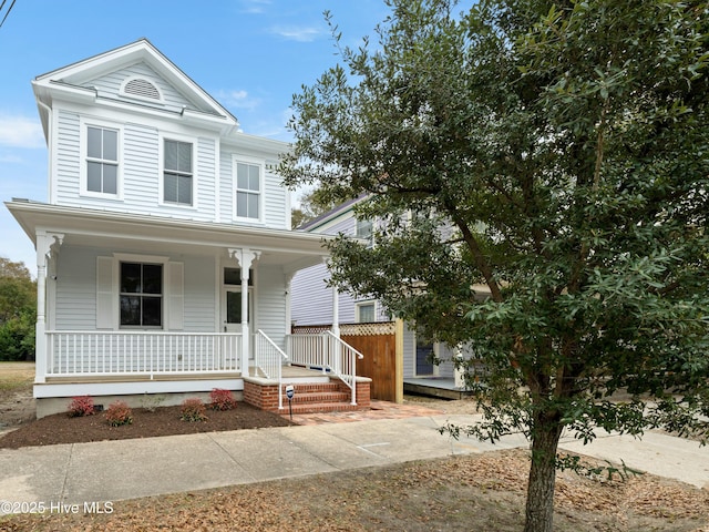 view of front of property