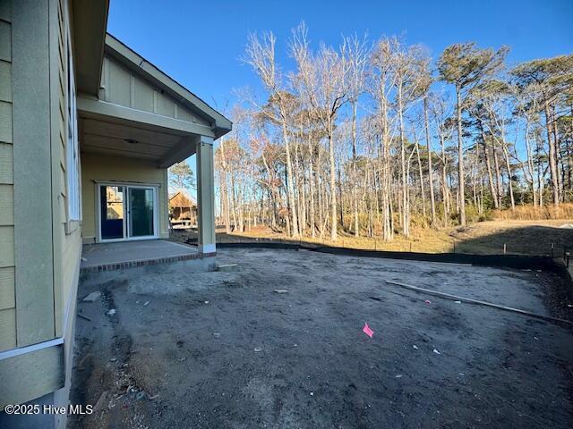 view of yard with a patio area