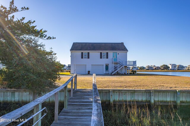 view of dock featuring a water view