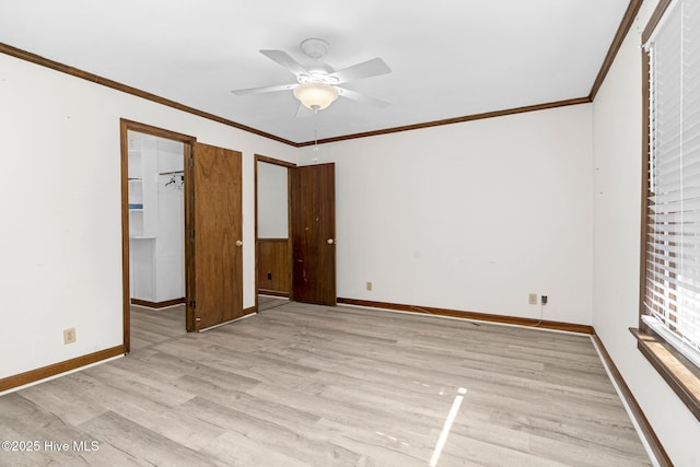 unfurnished bedroom with light wood-type flooring, ceiling fan, and ornamental molding