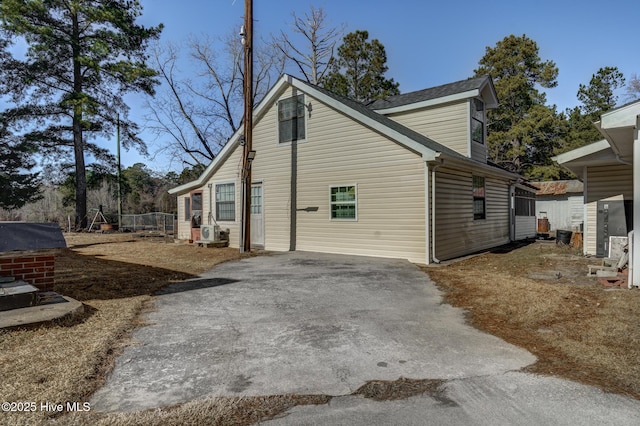 view of home's exterior