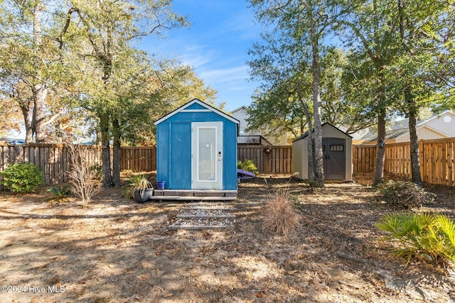 view of outbuilding