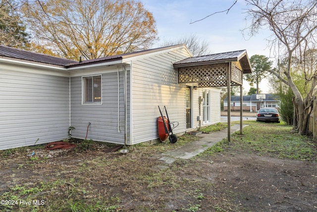 view of property exterior