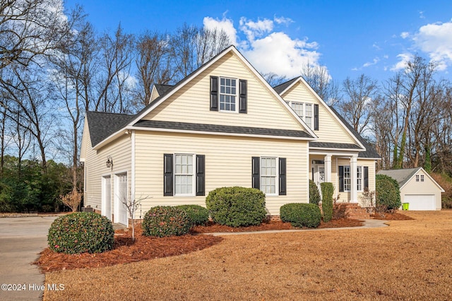 view of front property