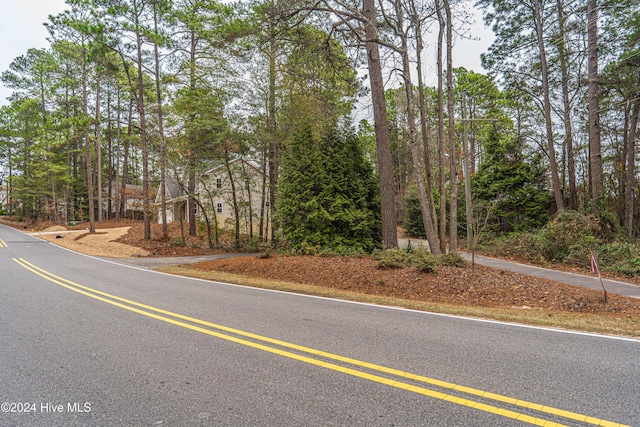 1725 Longleaf Dr E, Pinehurst, NC 28374 - view of street