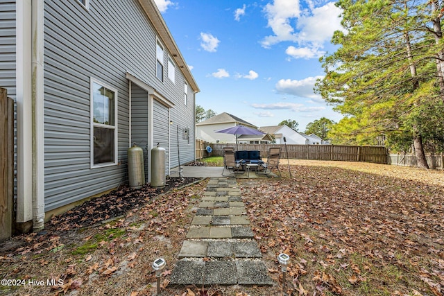 view of yard with a patio