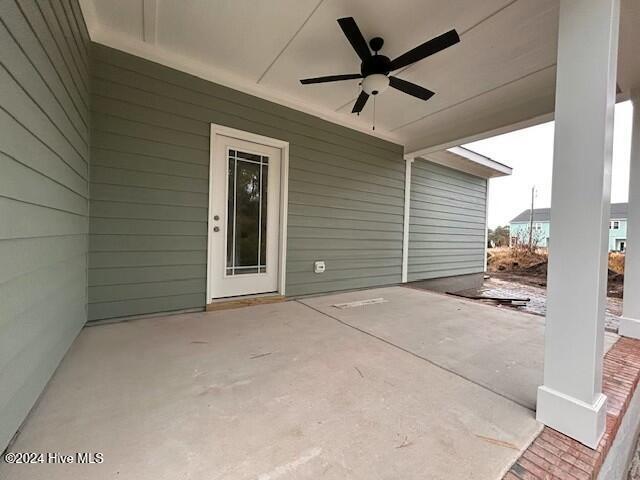 view of patio with ceiling fan