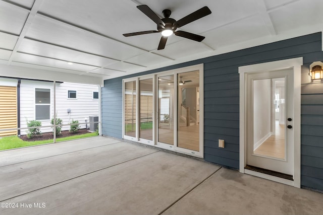 view of patio with ceiling fan