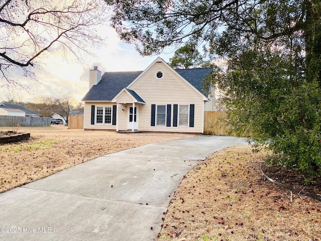 view of front of house