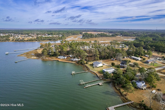 116 Marsh Breeze Dr, Beaufort, NC 28516 - aerial view of property and surrounding area featuring a nearby body of water