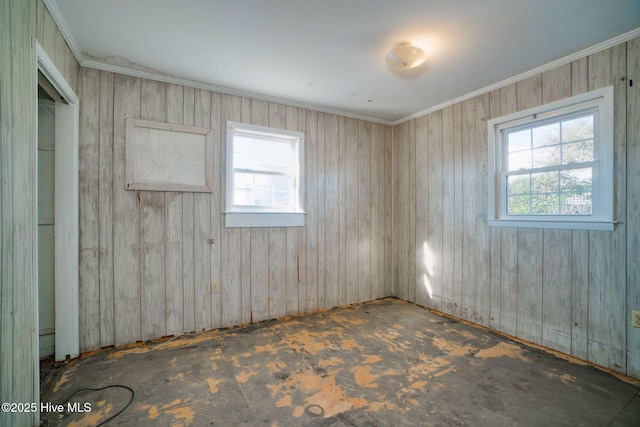 spare room featuring ornamental molding