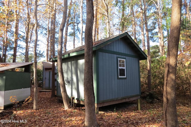 view of outdoor structure