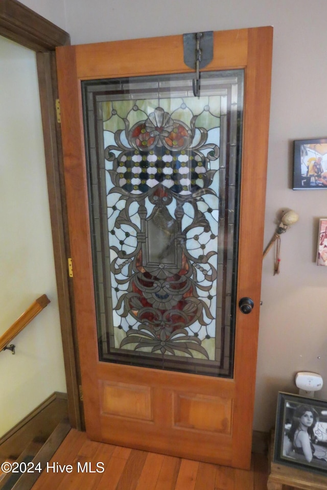 room details featuring hardwood / wood-style floors