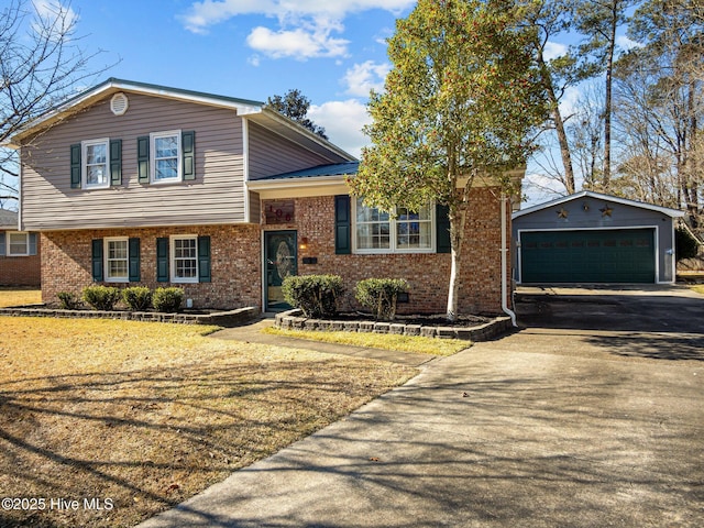 106 Marion Ct, Jacksonville NC, 28546, 4 bedrooms, 3 baths house for sale