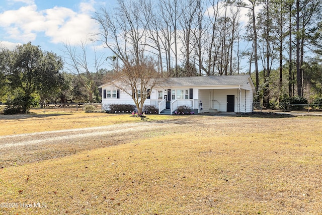 view of front of house featuring a porch and a front lawn