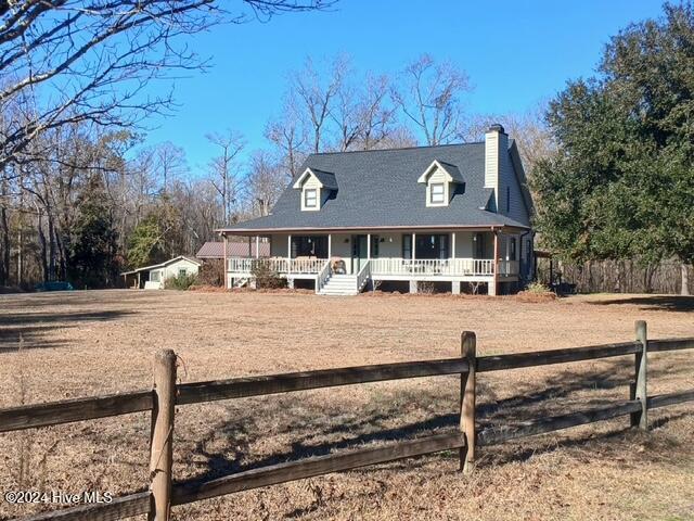 view of front of home featuring a porch