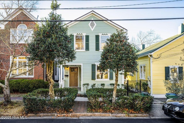 view of front of house