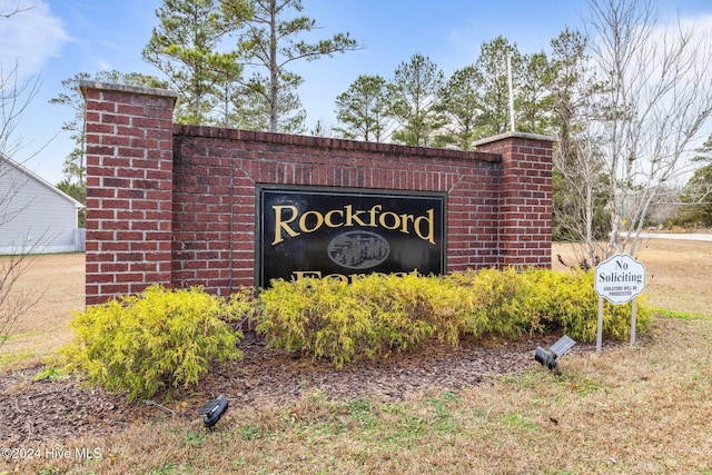 view of community / neighborhood sign