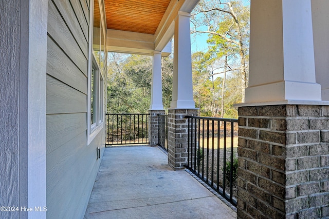 3375 Sandridge Ln SW, Supply, NC 28462 - balcony featuring covered porch
