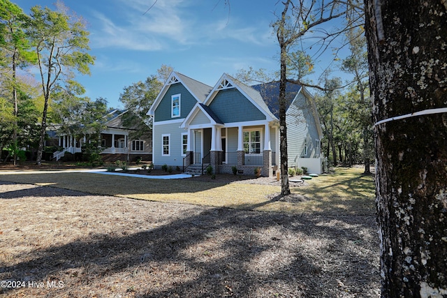 craftsman-style house with covered porch