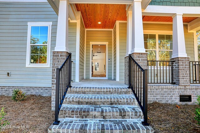 craftsman-style home featuring a garage and a front lawn