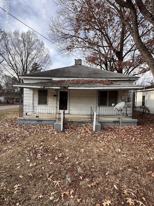 view of front of house featuring covered porch