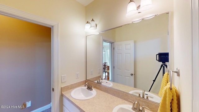 bathroom with vanity