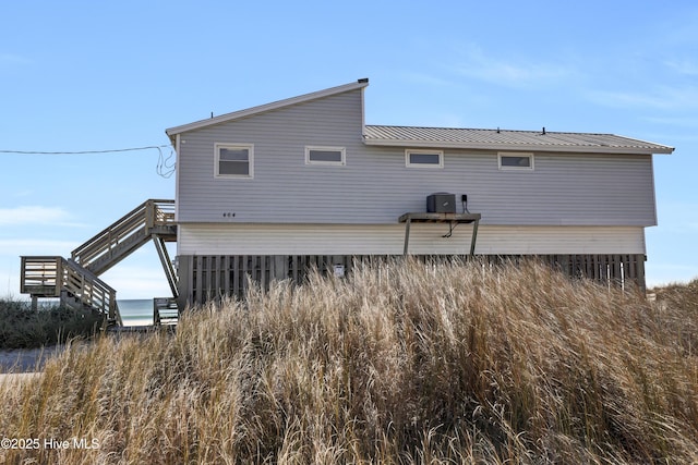 view of rear view of house