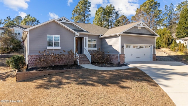 view of front facade with a garage