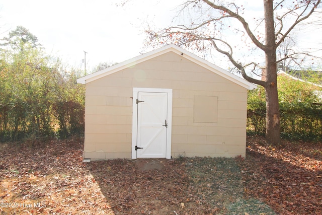 view of outbuilding