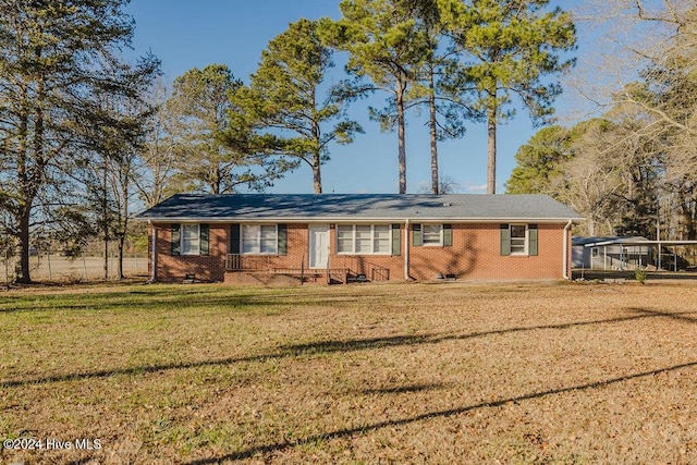 view of front of house with a front yard