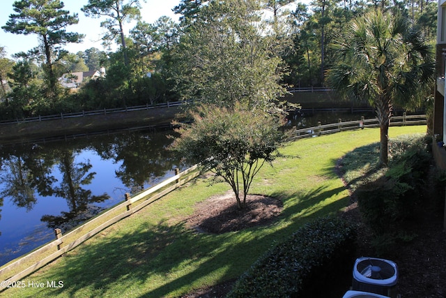 view of water feature